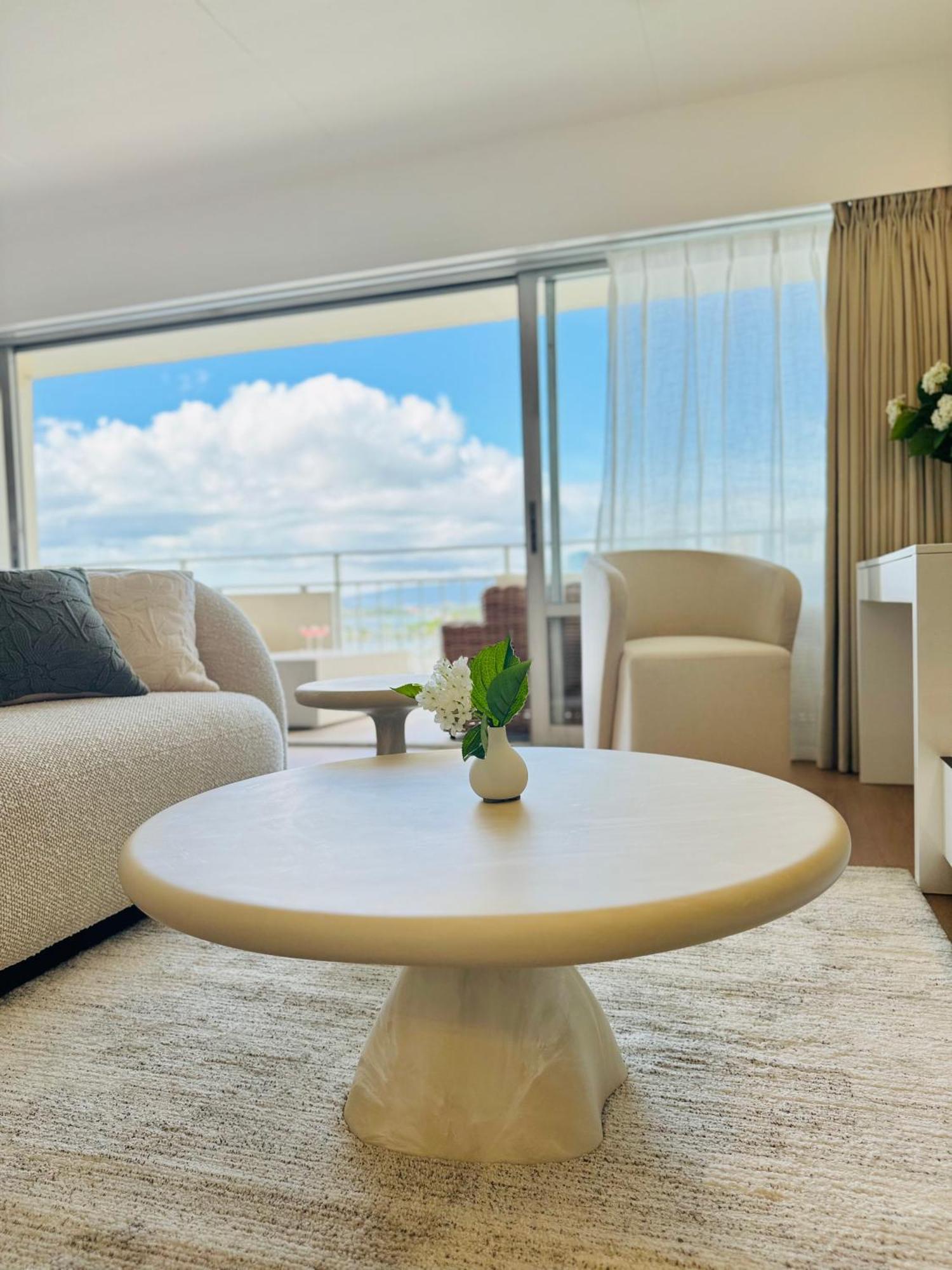 Panoramic Oceanview Resort - Full Kitchen In Each Room, 2 Swimming Pools, Onsite Restaurants, Fireworks Every Friday Honolulu Dış mekan fotoğraf