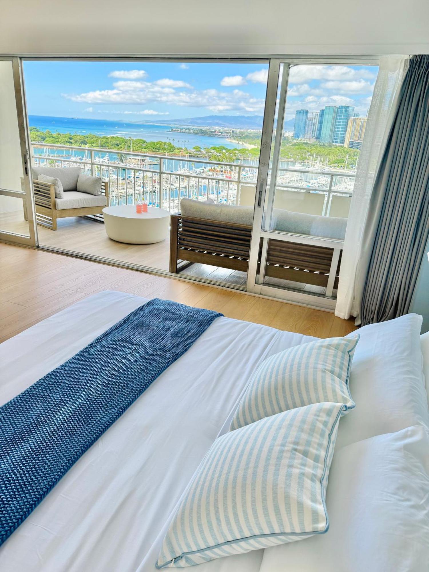 Panoramic Oceanview Resort - Full Kitchen In Each Room, 2 Swimming Pools, Onsite Restaurants, Fireworks Every Friday Honolulu Dış mekan fotoğraf
